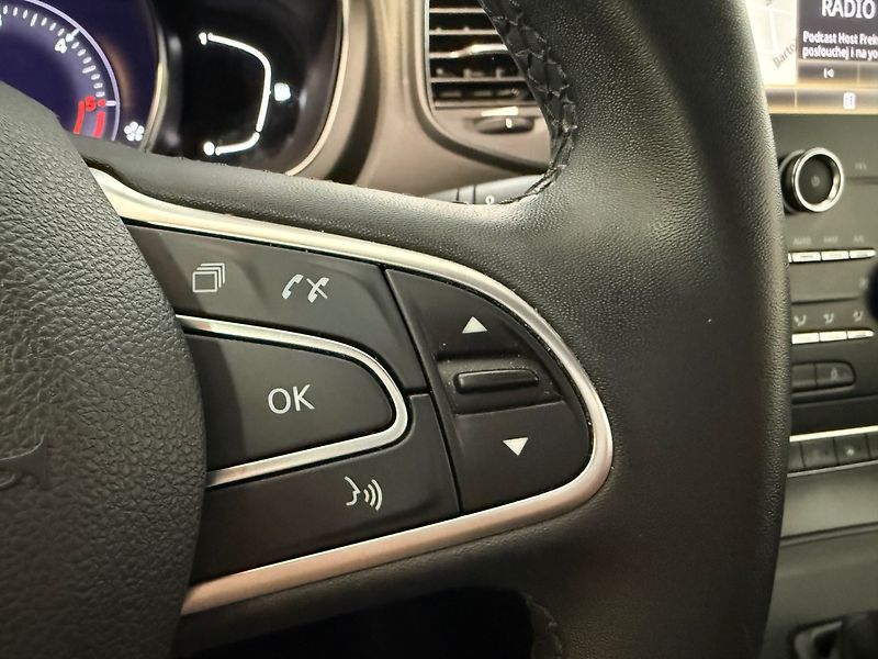 Renault Scénic (2019) 1.7 dCi 120 Intens EDC - fotka 26 z 30