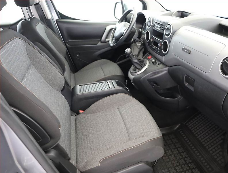 Citroën Berlingo (2017) XTR 1.6 BlueHDi, 5Míst, ČR - fotka 7 z 15