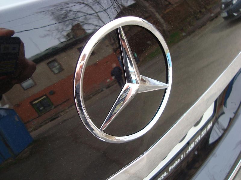 Mercedes-Benz Třídy E (2009) 250CDi,AUT,ČR, 1.Maj.Servis.kn - fotka 10 z 52