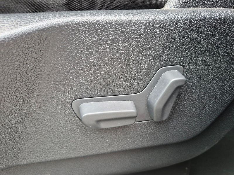 Toyota ProAce Verso VIP L2 Webasto 2,0 D 130 kW 8A - fotka 18 z 23