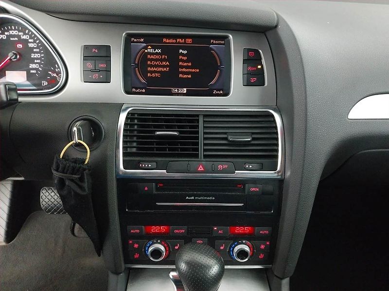 Audi Q7 (2011) 3.0 TDI, 4X4, Automat - fotka 12 z 23