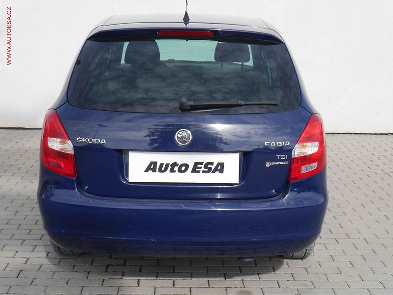 Škoda Fabia (2013) 1.2 TSi, ČR, Ambition, AC - fotka 5 z 15
