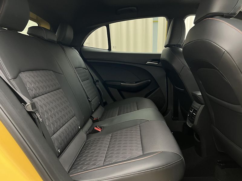 MG MG3 EXCLUSIVE HYBRID+ AUT CZ 1.maj - fotka 17 z 33