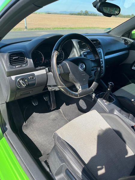 Volkswagen Scirocco (2009) - fotka 9 z 17
