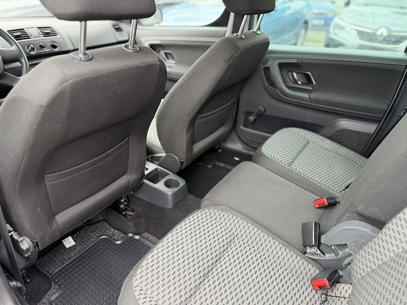 Škoda Roomster 1.2 tsi, 77kw, velký servis - fotka 6 z 13