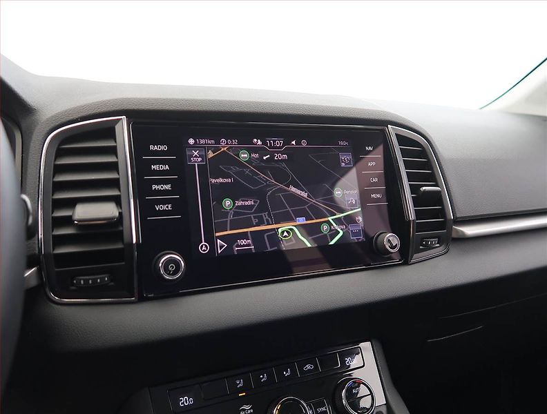 Škoda Karoq (2024) 2.0 TDI, digi klima - fotka 24 z 24