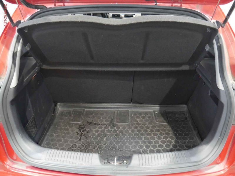 Kia Rio (2011) 1.25 CUUT, ČR, AC, tažné - fotka 7 z 15