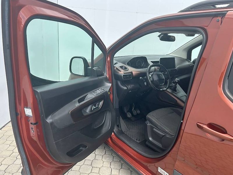 Peugeot Rifter GT S&S MAN6  1.5 BlueHDi - fotka 5 z 23