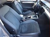 Volkswagen Passat (2018) 2.0 TDI, Automat, Kůže, Navi - náhled 9