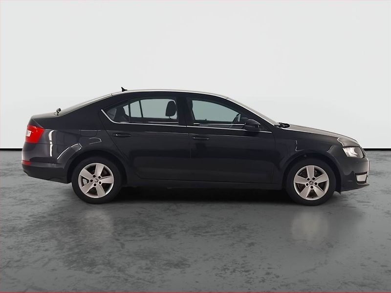 Škoda Octavia (2014) Style 2.0 TDI, Serv.kniha - fotka 6 z 18