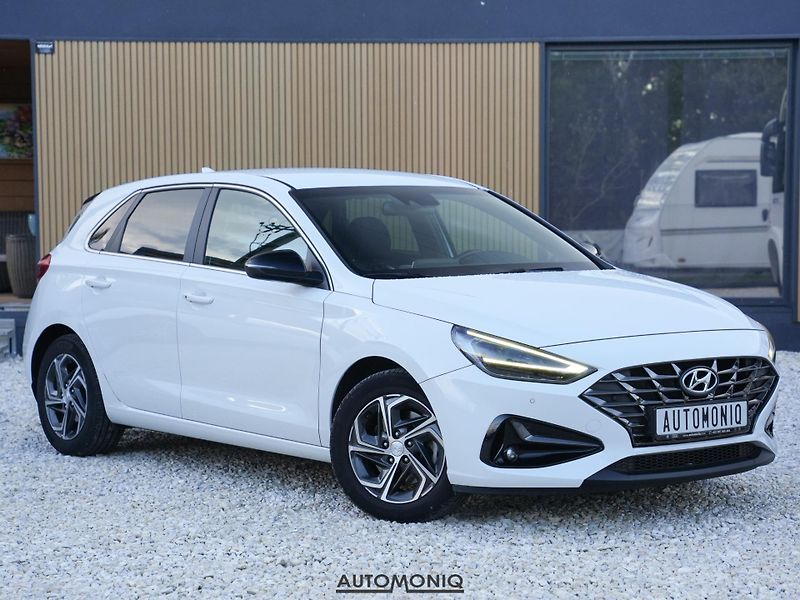 Hyundai i30 (2024) 1.5 Smart Key, LED, Záruka - fotka 13 z 21