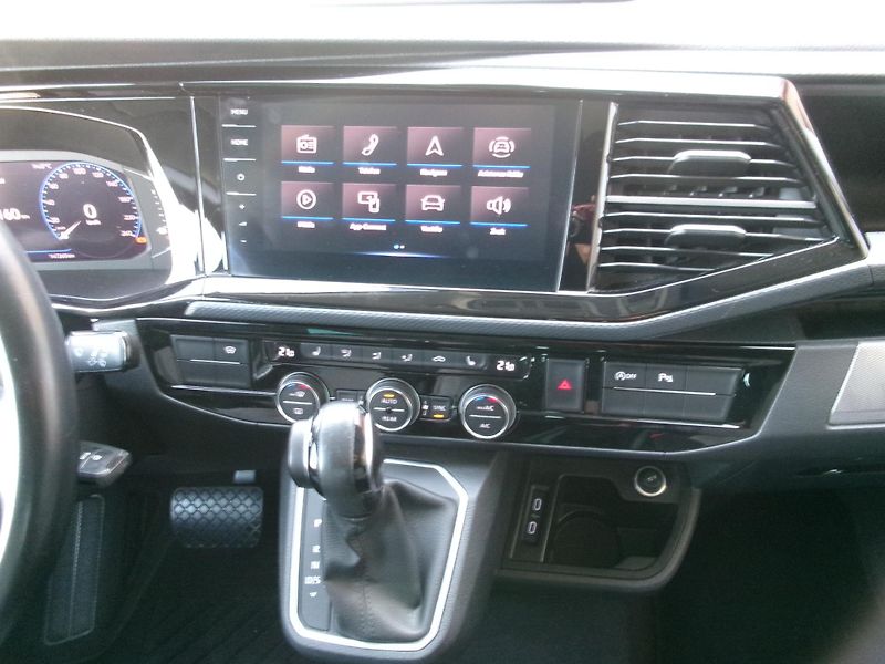 Volkswagen Multivan (2020) 2,0TDI DSG NAVI AC BT  - fotka 30 z 40