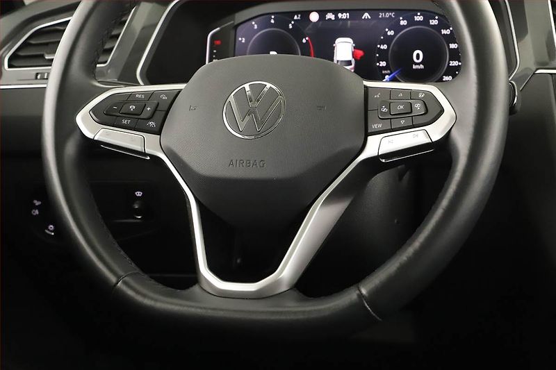 Volkswagen Tiguan (2021) Elegance 2.0 TSI - fotka 17 z 21