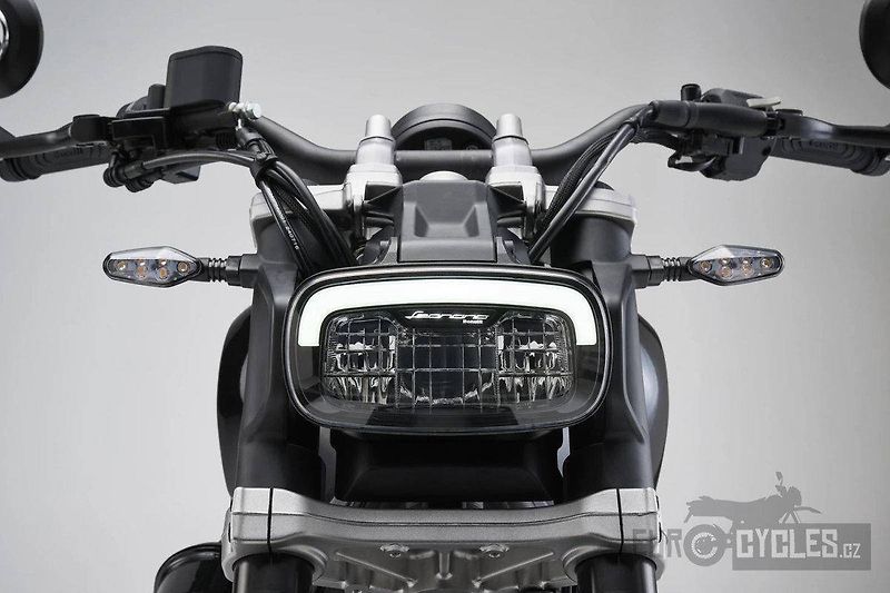 Benelli (2026) Leoncino Bobber 400 - fotka 12 z 12