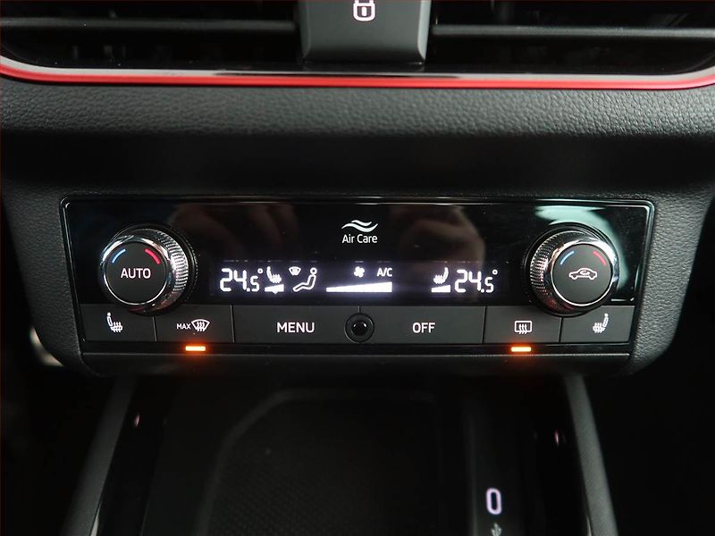 Škoda Scala (2022) Monte Carlo 1.0 TSI, Automat - fotka 18 z 28