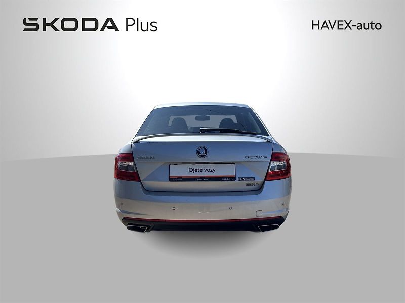 Škoda Octavia (2015) 2.0 TDI DSG RS - fotka 31 z 31