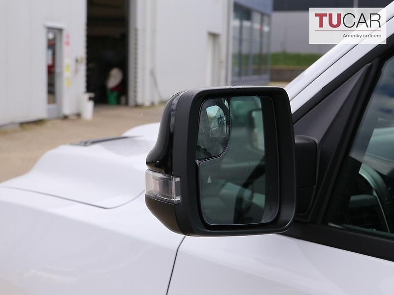 Dodge RAM (2026) 1500 Laramie 5.7 V8 HEMI 2026 - fotka 11 z 42
