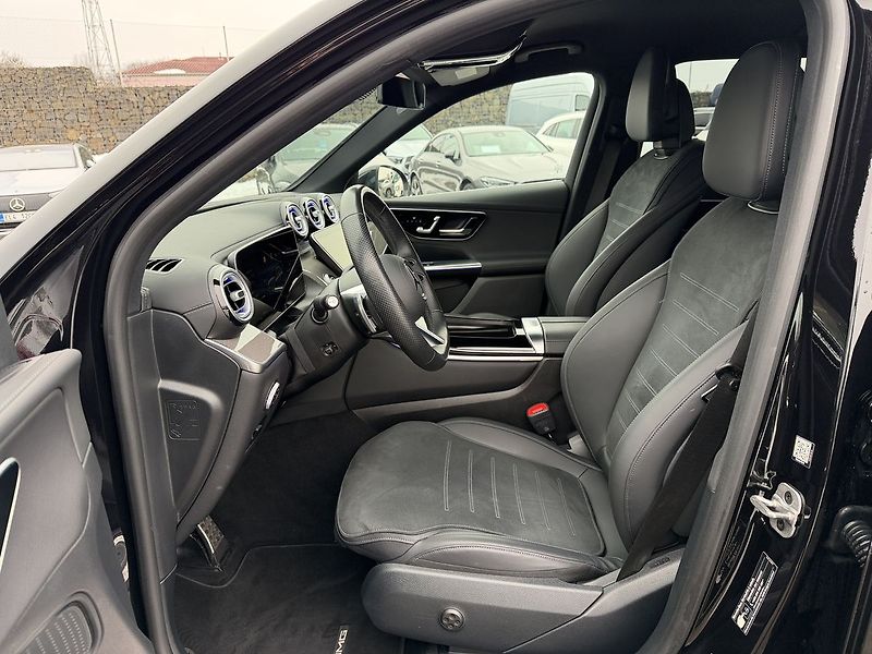 Mercedes-Benz GLC 220d AMG 4MATIC - fotka 15 z 31
