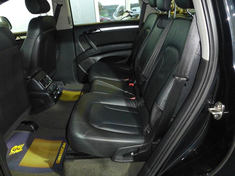 Audi Q7 (2010) 3,0TDI*VYHŘ.SE*NAVIGACE*XENON - fotka 14 z 29