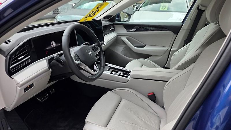 Volkswagen Passat Variant (2024) 2.0 TDI 142kW Eleg DSG záruka  - fotka 8 z 48