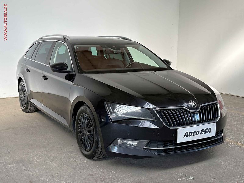 Škoda Superb (2018) 2.0 TDi, Style - fotografie inzerátu