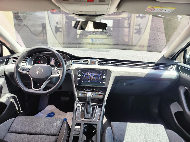 Volkswagen Passat 2.0TDI 110kw DSG Variant - fotka 5 z 26