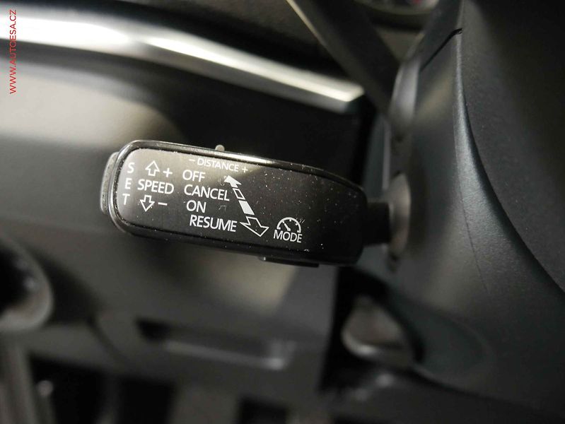 Škoda Karoq (2017) 2.0 TDi 4x4, 1.maj,ČR, LED - fotka 14 z 22