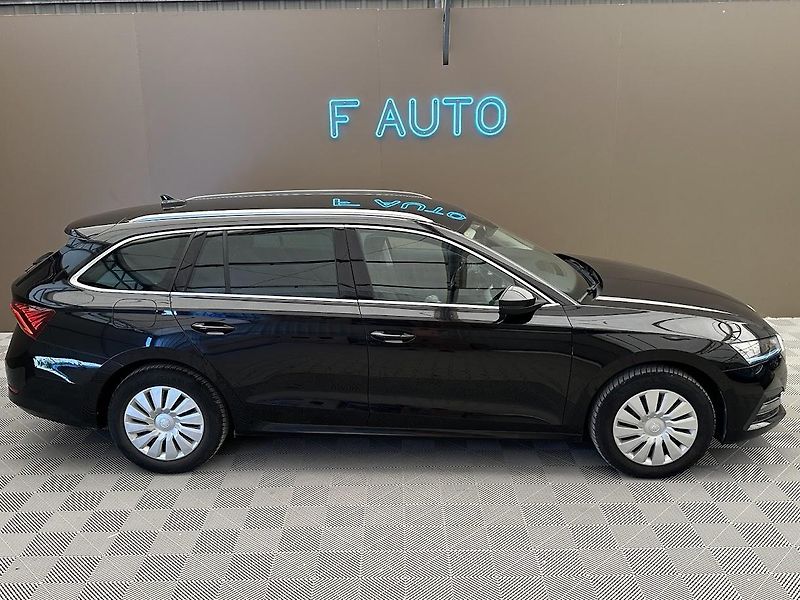 Škoda Octavia (2021) SW 1.0 TSI Ambition DSG 81 kW - fotka 2 z 24