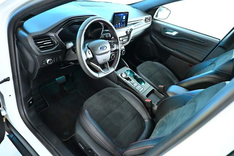 Ford Kuga (2023) 2.5 ST-LINE X LED VIRTUAL BO K - fotka 11 z 35