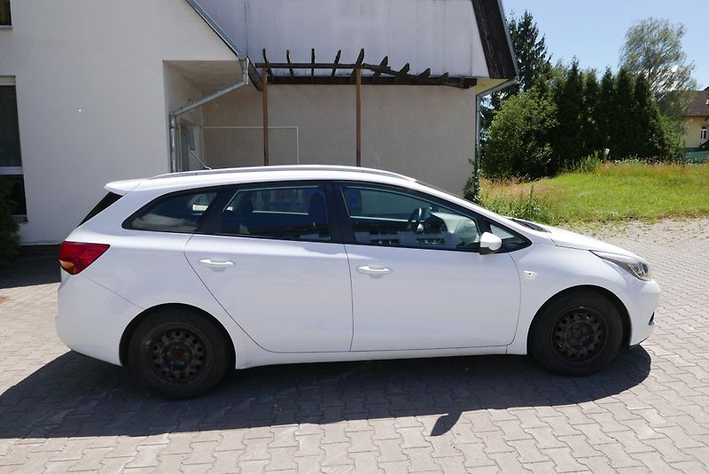 Kia Ceed (2012) - fotka 3 z 18