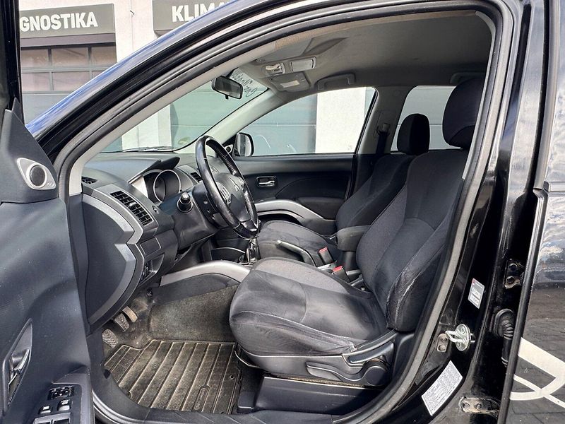 Mitsubishi Outlander (2008) 2.2 - fotka 9 z 30