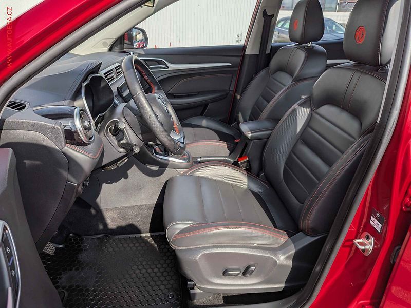 MG ZS (2023) 1.0 TGDi, 1.maj,ČR, AC - fotka 10 z 16