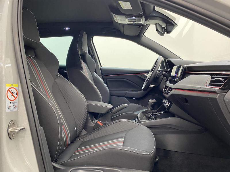 Škoda Scala 1,0 TSI 85kW DSG Monte Carlo - fotka 8 z 27