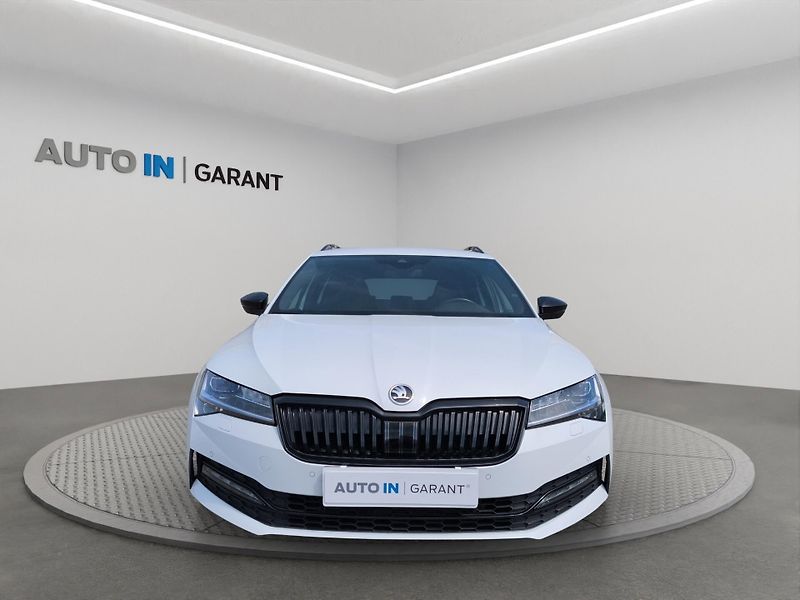 Škoda Superb (2023) SportLine 2.0 TDI 110kW DSG, Č - fotka 2 z 30