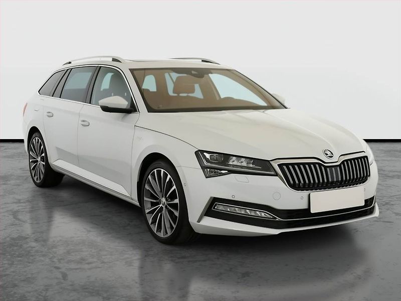 Škoda Superb (2023) 2.0 TDI - fotka 1 z 21