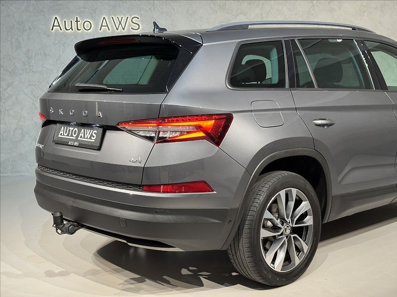Škoda Kodiaq 2,0 TDi  DSG 4x4 Tour Virtual - fotka 10 z 46