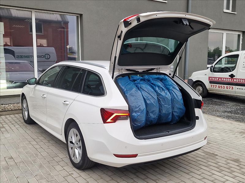 Škoda Octavia 1.5TSI G-Tec DSG Style,1.Maj. - fotka 41 z 50