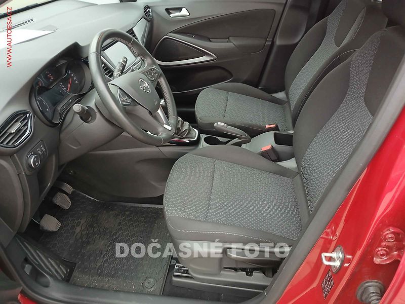 Opel Crossland (2024) 1.2i, 1.maj,ČR, servis.kniha - fotka 3 z 3