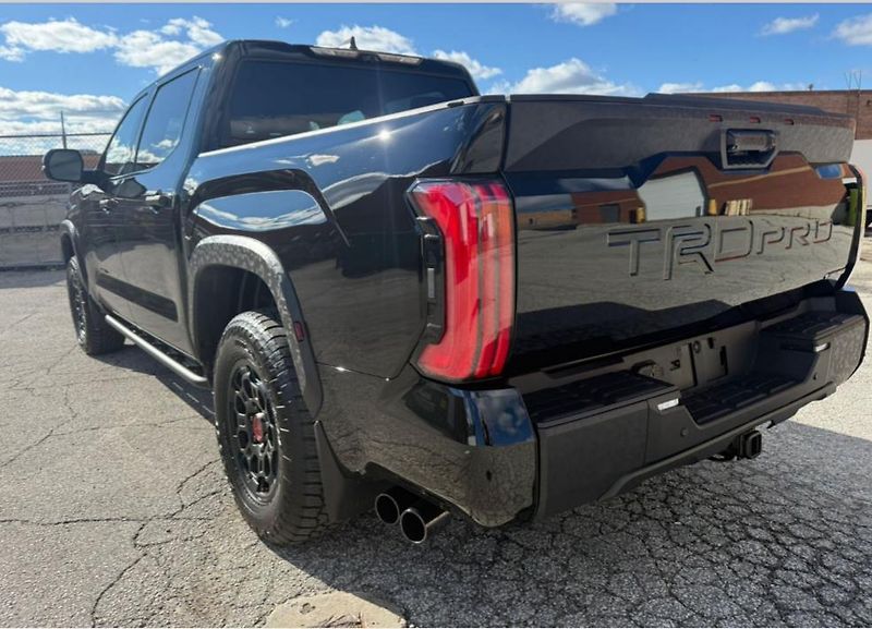 Toyota Tundra (2025) TRD PRO,hybrid,2026,CrewMax - fotka 3 z 5