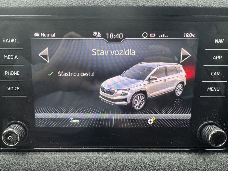 Škoda Karoq (2022) 2.0TDI 110kW 4x4 DSG STYLE+ ČR - fotka 26 z 29