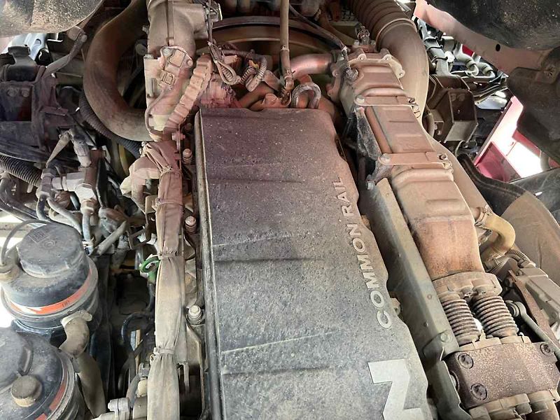 MAN TGS 35.510 8x4 BB termomulda M - fotka 18 z 28