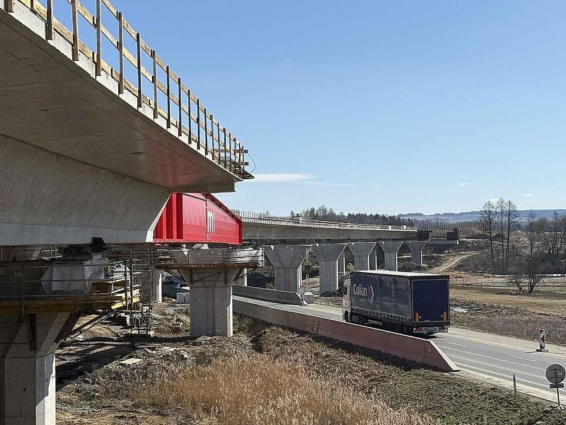 Stavba D35 v úseku Janov - Opatovec pokračuje podle plánu. Hotovo bude v prosinci.