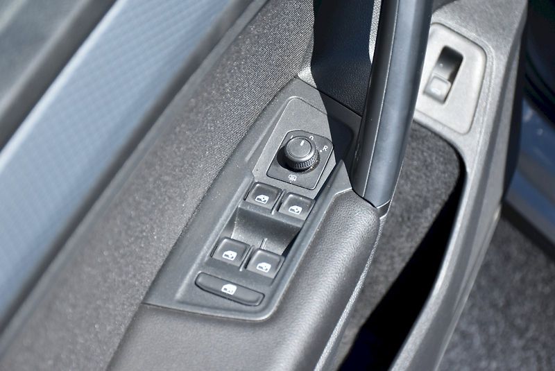 Volkswagen Tiguan (2020) LIFE 1.5 TSI 110 KW 7DSG - fotka 33 z 33