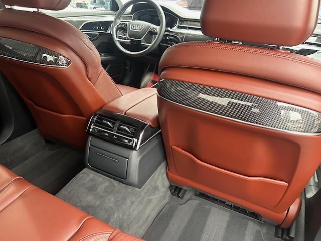 Audi S8 (2020) S8 4.0 TFSI quattro - fotka 23 z 31