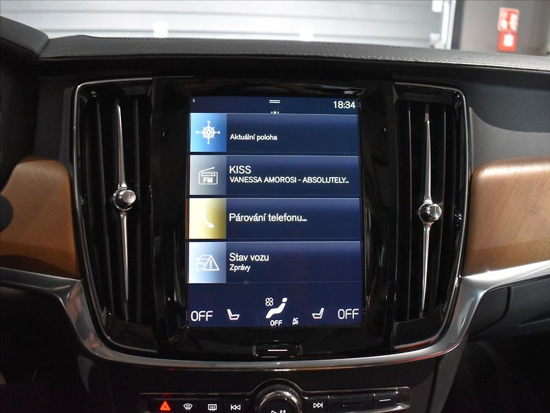 Volvo S90 2,0 D4 Inscription - fotka 13 z 19