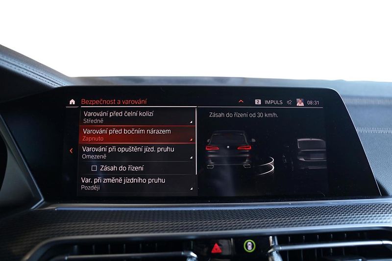 BMW X5 M50d - fotka 15 z 27