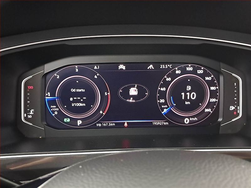 Volkswagen Tiguan (2020) 2.0 BiTDI - fotka 11 z 24