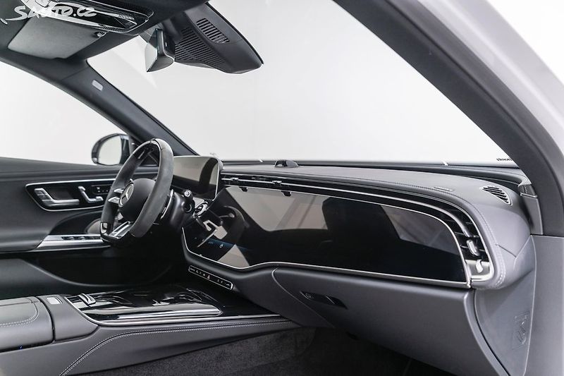 Mercedes-Benz Třídy E 53 AMG Hybrid*AMG Performance - fotka 15 z 41