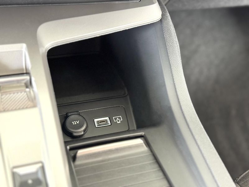 Peugeot 308 1,2PT 130*AT8*STYLE*Distronic - fotka 26 z 33