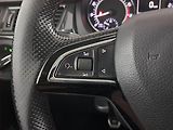 Škoda Rapid (2015) Spaceback 1.2 TSI, Xenony - náhled 14